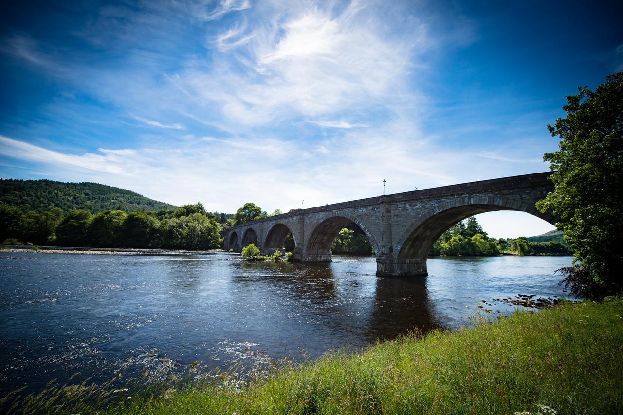 Atholl Arms Hotel Dunkeld Buitenkant foto